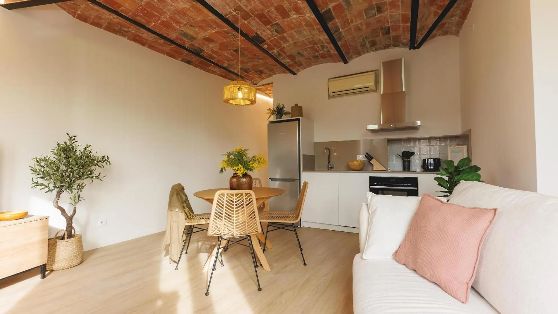 Appartement Bravissimo Calderers La Serp, View Over Onyar River Gerona